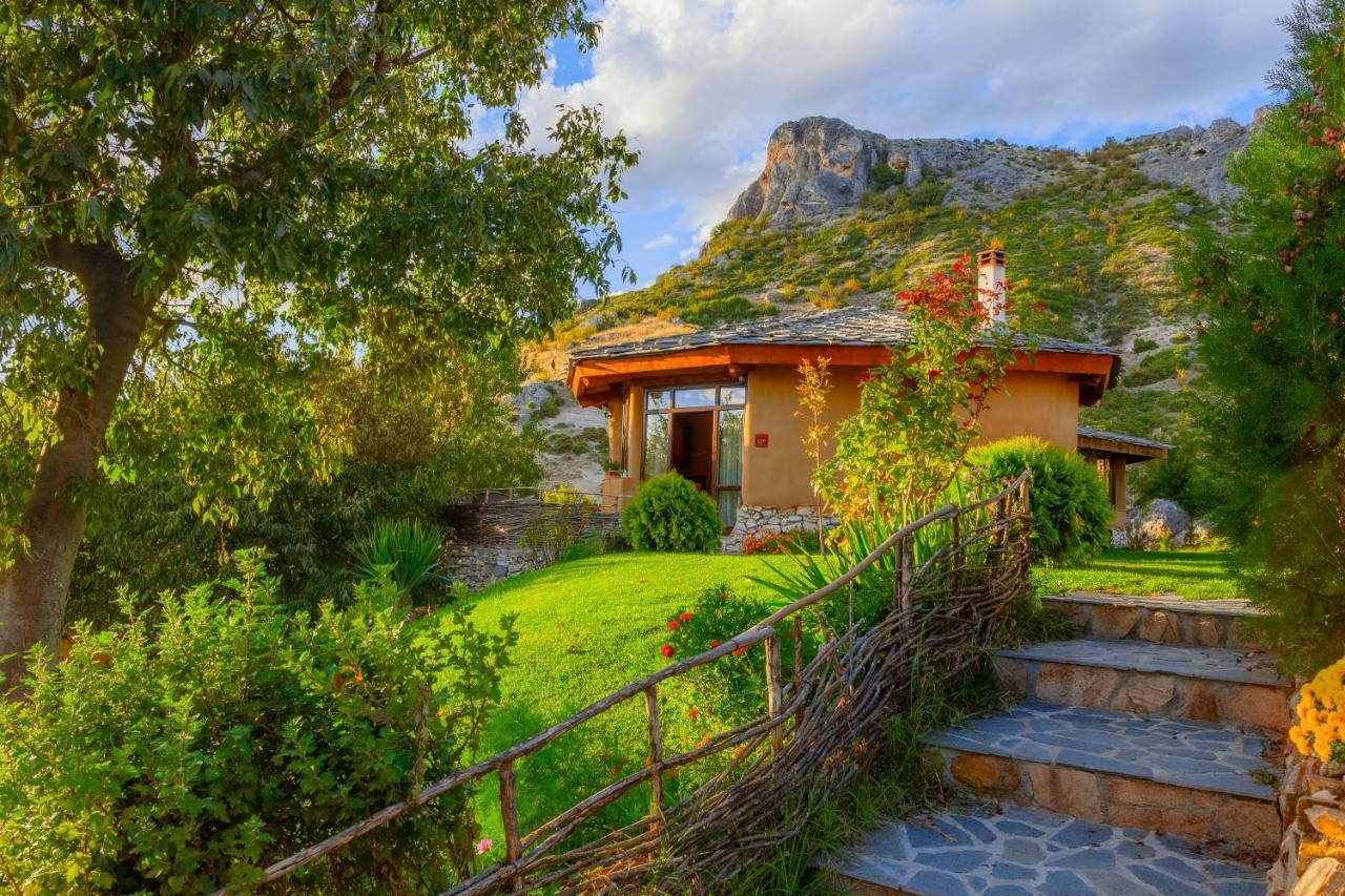 Eco Village Under The Cliffs Ilindentsi Dış mekan fotoğraf