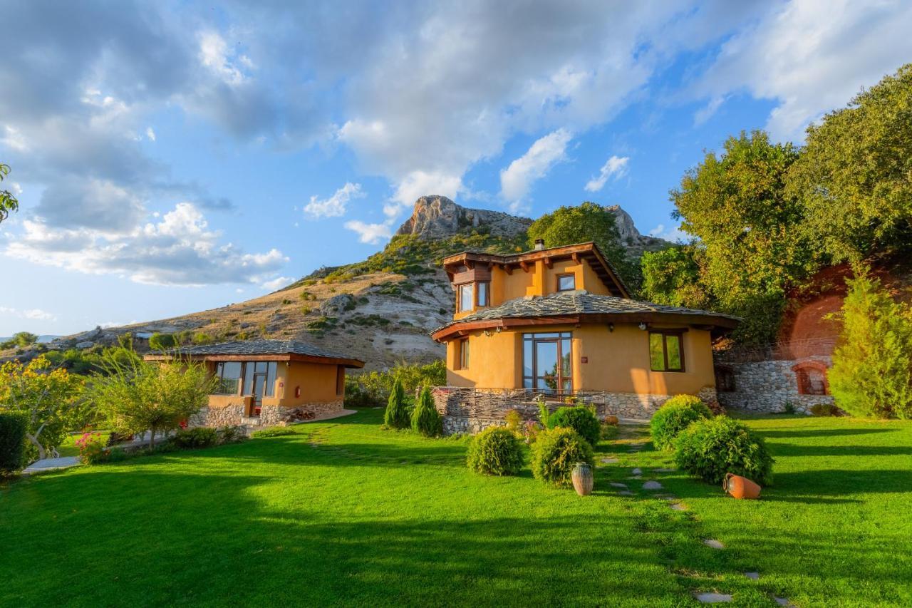 Eco Village Under The Cliffs Ilindentsi Dış mekan fotoğraf