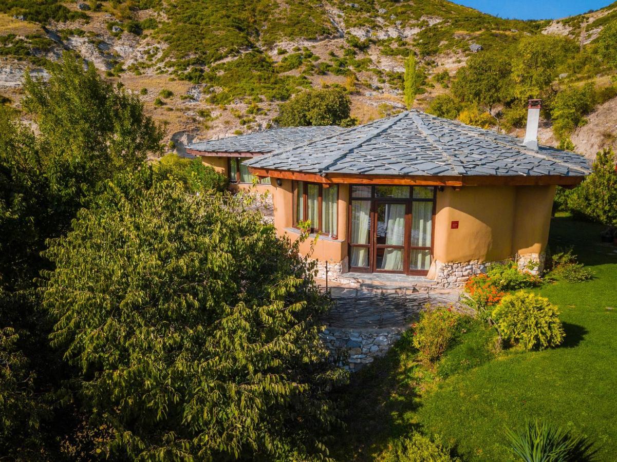 Eco Village Under The Cliffs Ilindentsi Dış mekan fotoğraf