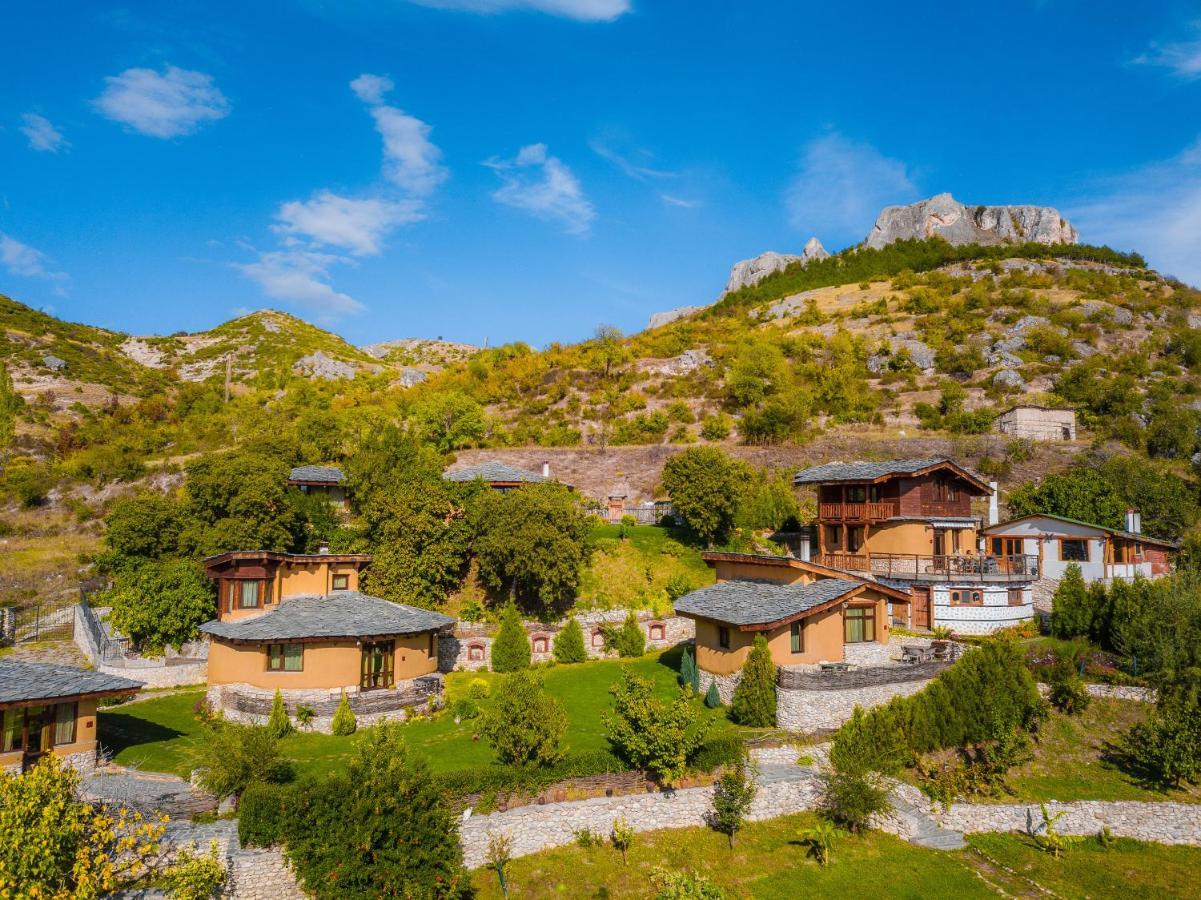 Eco Village Under The Cliffs Ilindentsi Dış mekan fotoğraf