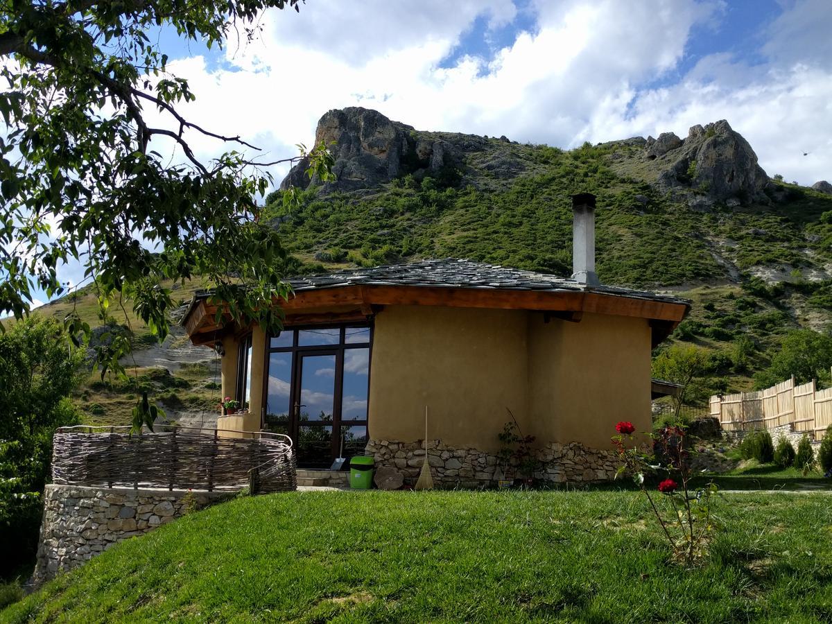 Eco Village Under The Cliffs Ilindentsi Dış mekan fotoğraf