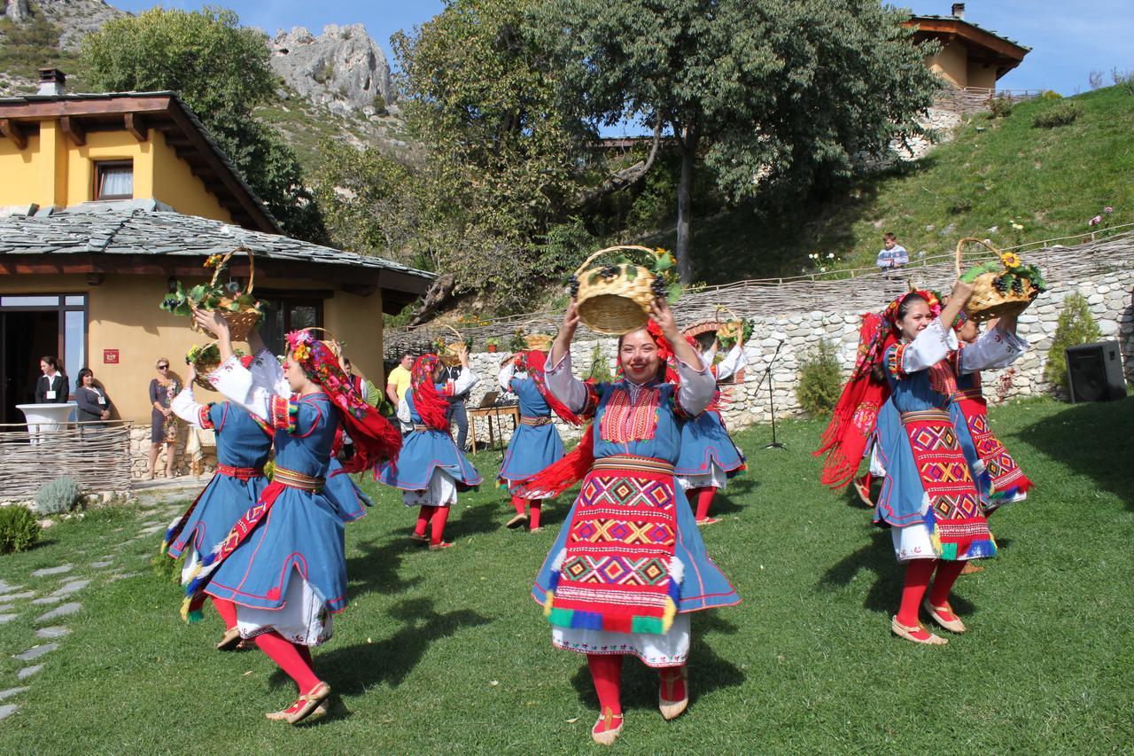 Eco Village Under The Cliffs Ilindentsi Dış mekan fotoğraf