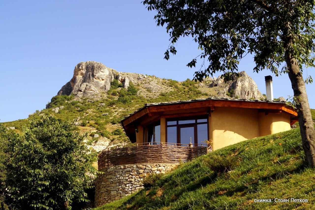 Eco Village Under The Cliffs Ilindentsi Dış mekan fotoğraf