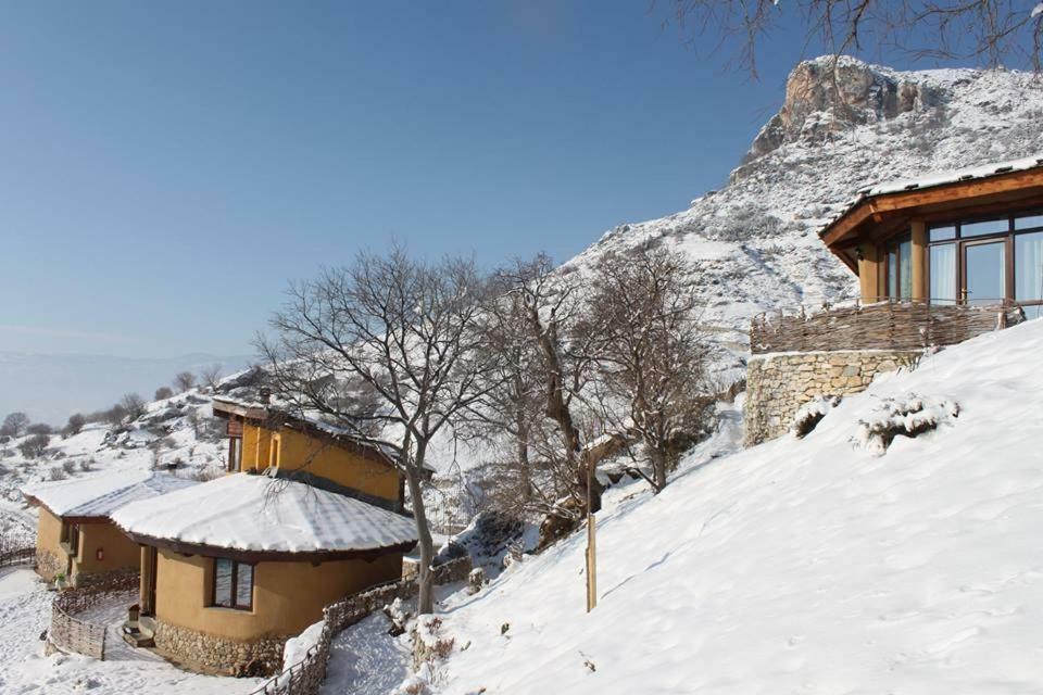 Eco Village Under The Cliffs Ilindentsi Dış mekan fotoğraf